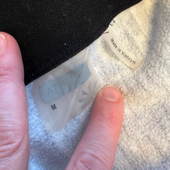 Athleta Thermal Fleece Line Chevron Aztec Pattern Black Gray Skirt Elastic Waist - Picture 5 of 5